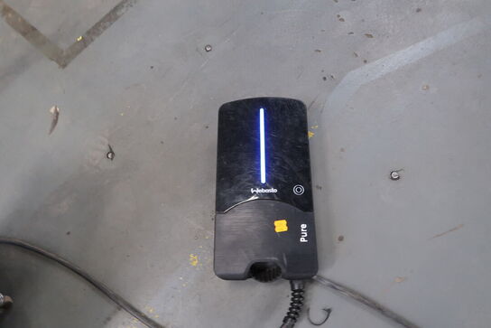 Lader WEBASTO Pure