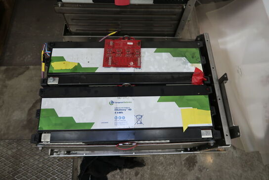Palle med 4 stk. batterier EUROPEAN BATTERIES Ebatter 40 4 kWh