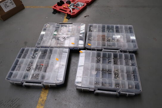 4 stk. sortimentskasser med skruer, bolte, møtrikker m.m.