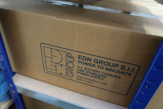 Lagerreol med div. Blæsere m.m.