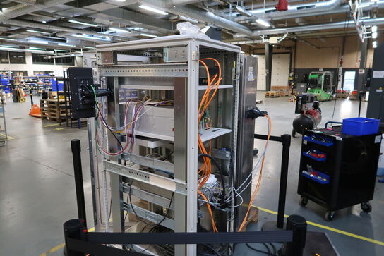 Service batteri samt teststation