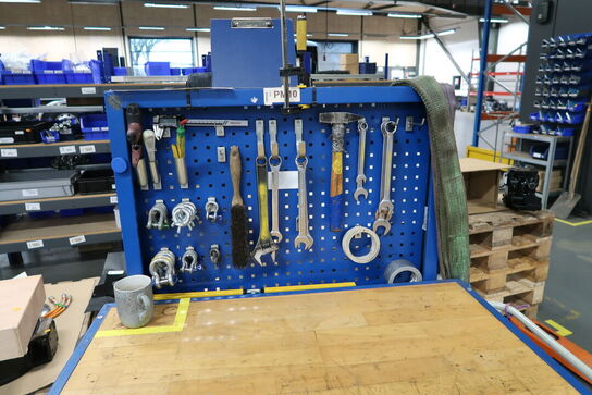 Værktøjsvogn med div. Værktøj