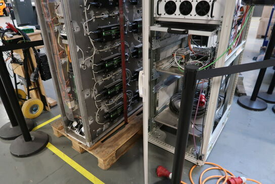 Service batteri samt teststation