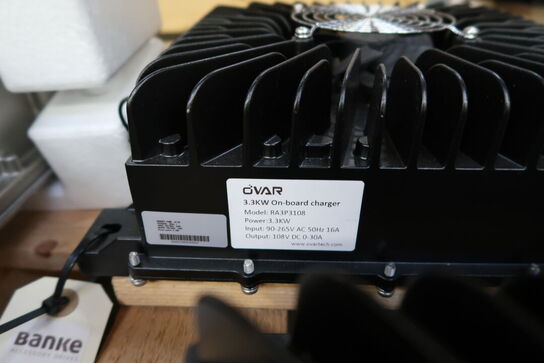 3 stk. on-board ladere OVAR RA3P3108, 2 stk. inverter SEMIKRON SKAi45A2 GD12-WCI
