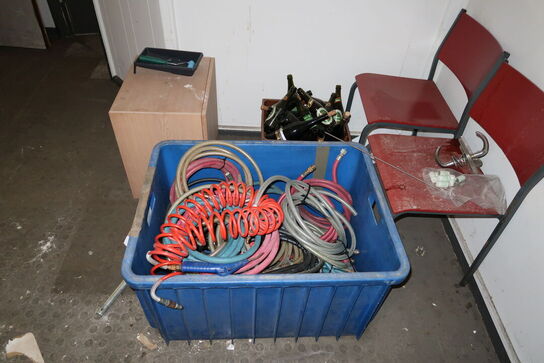 Trykluftslanger, stole m.m.