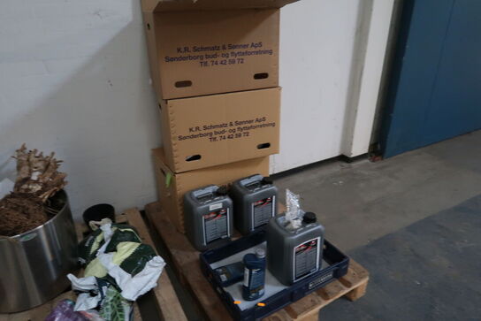 3 stk. paller med 3 dunke olie ATF M3 Plus m.m.