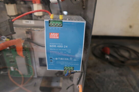 Teststation MEAN WELL NDR-480-24
