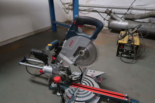 Kap-/geringssav BOSCH Professional GCM 8 SJL