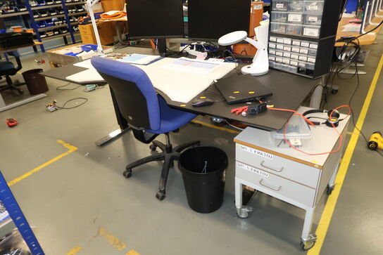 El. hæve/sænke skrivebord uden indhold, kontorstol, skuffemodul