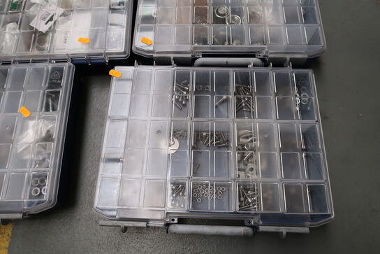 4 stk. sortimentskasser med skruer, bolte, møtrikker m.m.