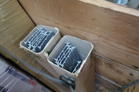 Palle med kabelbakker ABB