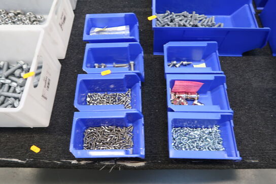 Div. Skruer, bolte m.m.