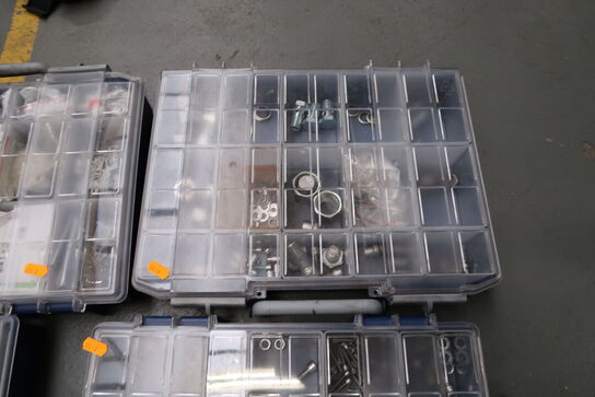 4 stk. sortimentskasser med skruer, bolte, møtrikker m.m.