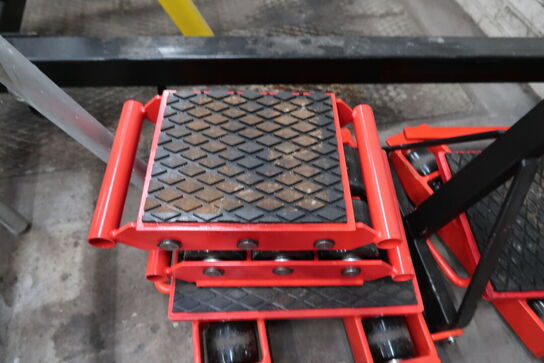 2 stk. maskinskøjter (ikke dem med håndtag)