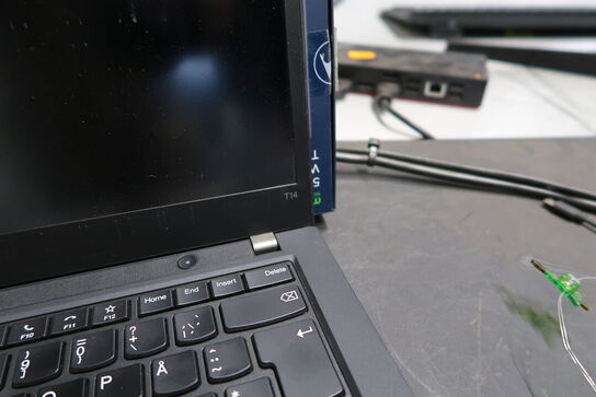 Computerskærm LENOVO, bærbarcomputer LENOVO ThinkPad T14, tastatur, mus