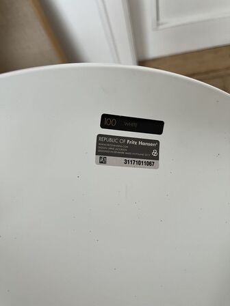 4 Stole ARNE JACOBSEN FRITZ HANSEN