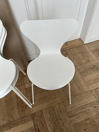 4 Stole ARNE JACOBSEN FRITZ HANSEN