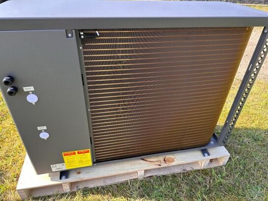 Kaisai KHY-12PY3 er en 12 kW luft-til-vand monoblock varmepumpe