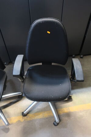 2 stk. kontorstol KINNARPS