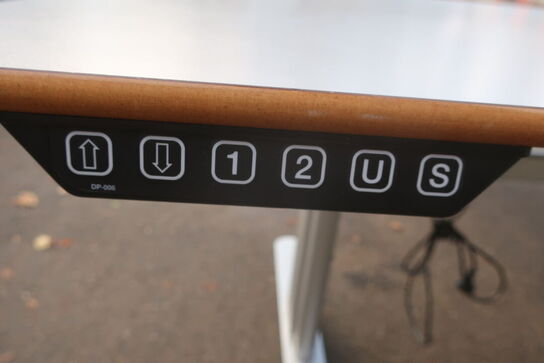 El hæve/sænkebord DJOB