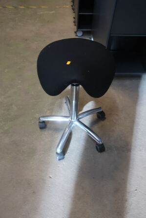 Saddelstol VELA SAMBE 400