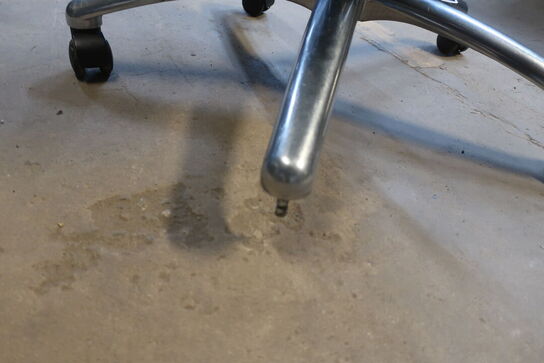 2 stk. kontorstol KINNARPS