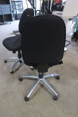 2 stk. kontorstol KINNARPS