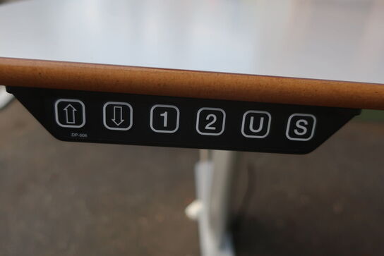 El hæve/sænkebord DJOB