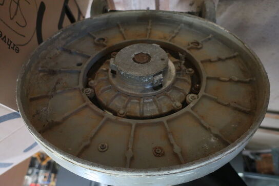 Gulvpoleringsmaskine NUMATIC NMD 1000S med tilbehør