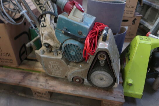 Gulvsliber ØREBRO med div. Slibepapir