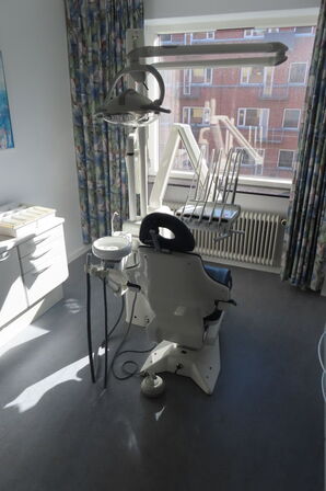 Tandlægestol HEKA UNIC