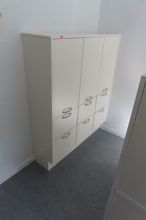 2 stk. Tandlæge møbler