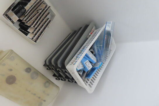 Diverse tandlægeudstyr