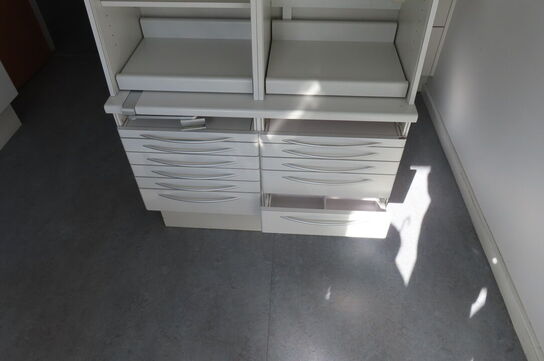 2 stk. Tandlæge møbler