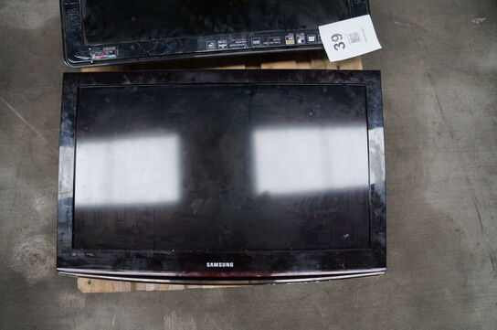2 stk. Fjernsyn SAMSUNG & PHILIPS 