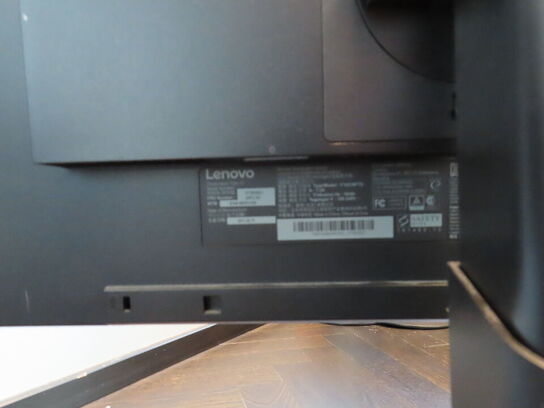 2 stk. computerskærme LENOVO Thinkvision F16238FT0