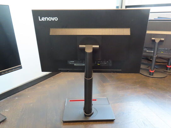 2 stk. computerskærme LENOVO Thinkvision F16238FT0