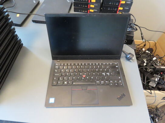Bærbar computer LENOVO X1 Carbon 7th Gen.