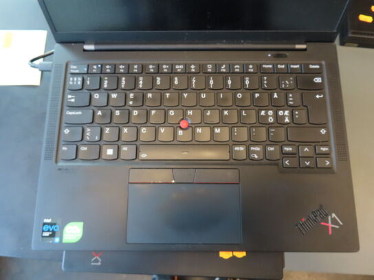 Bærbar computer LENOVO X1 Carbon 9th Gen.