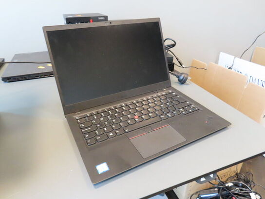 Bærbar computer LENOVO X1 Carbon 6th Gen.