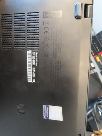 Bærbar computer LENOVO X1 Carbon 7th Gen.