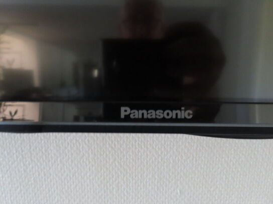 48" LED-TV Panasonic med fjernbetjening