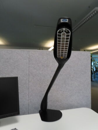 24" monitor, LENOVO LT2423WC, mus og bordlampe