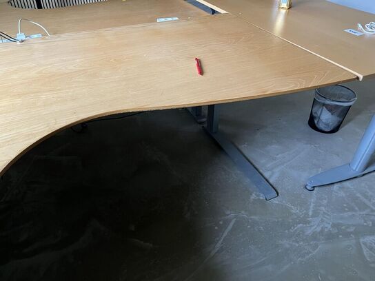 Cube, hjørne hæve/sænke bord
