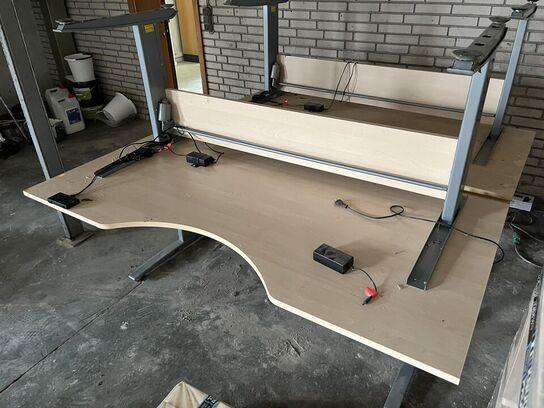 2 Stk. Hæve/sænke bord