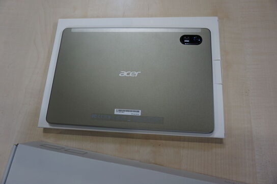 Acer Iconia V11 11" Tablet 128GB - Champagne Grey 