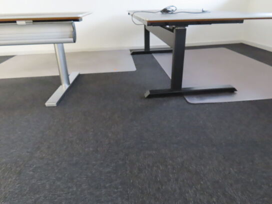 11 stk. underlag til skrivebordsstole