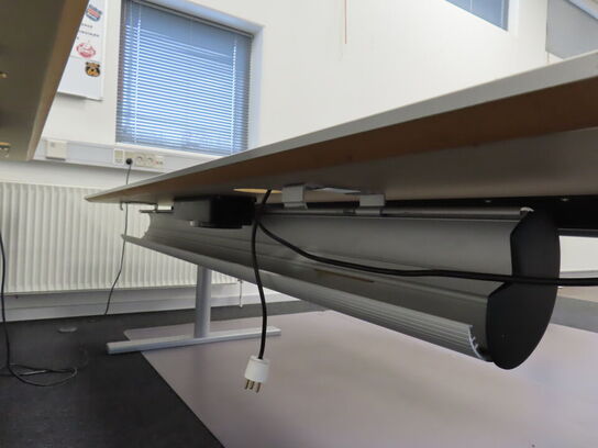 El hæve/sænke skrivebord 200x100 cm