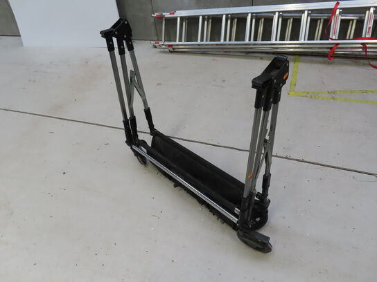 Kollektionsstativ / Tøjstativ (foldbart) ROLLING JONES