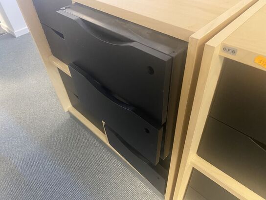 To lave reoler med skuffemoduler EFG